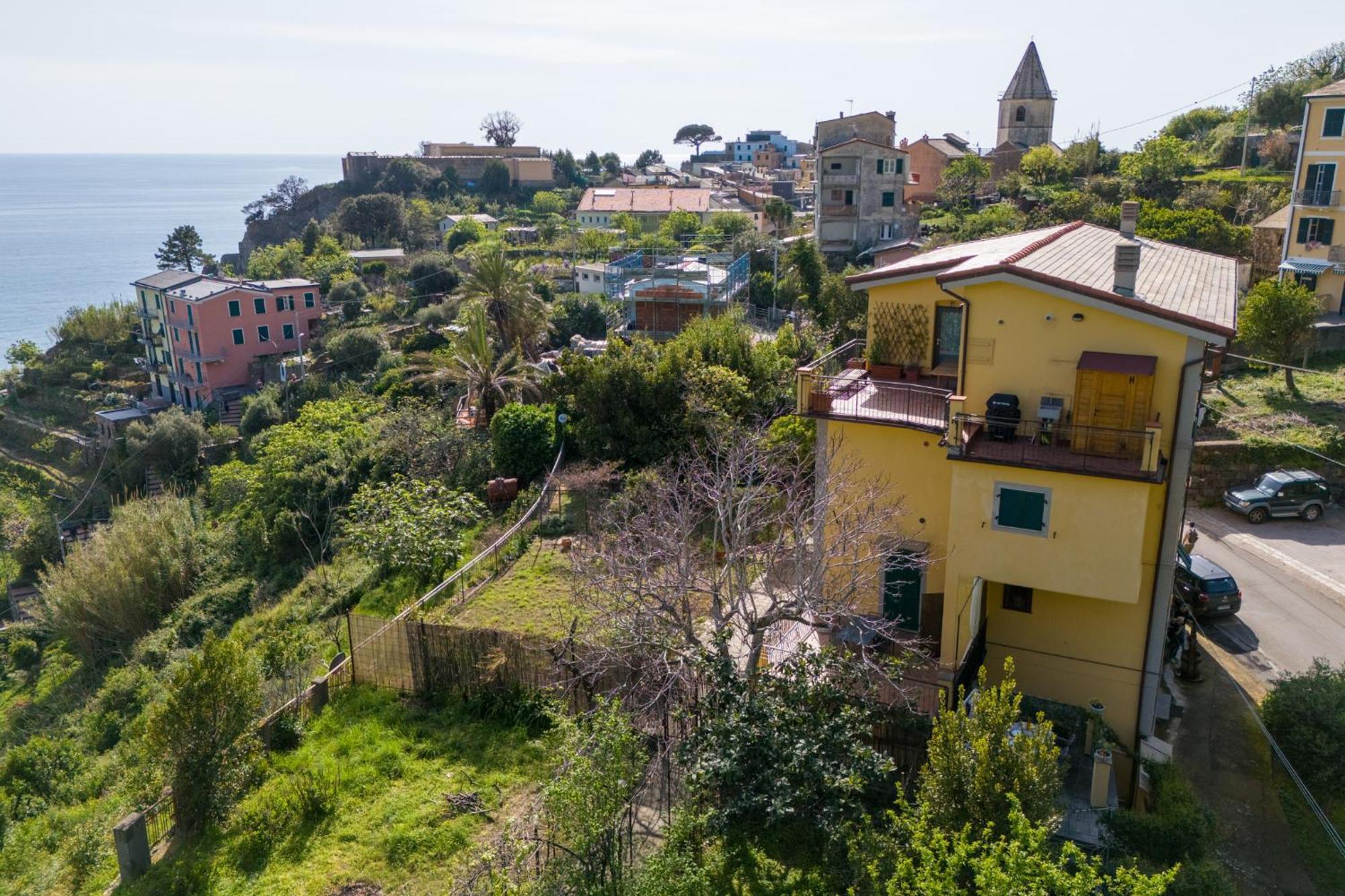 New Hanging Garden Corniglia Exterior photo